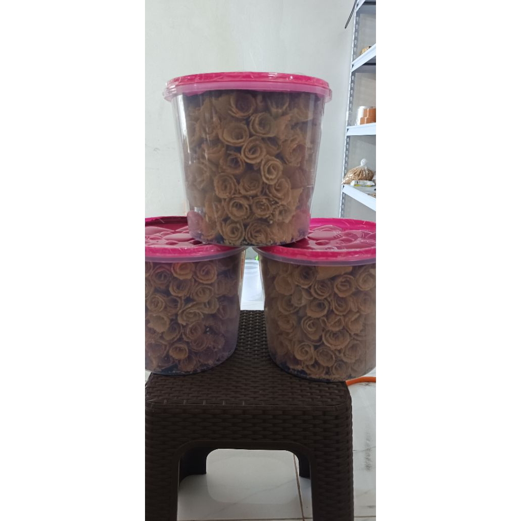 

KUE SEMPRONG KEMASAN TOPLES RASA JAHE WIJEN