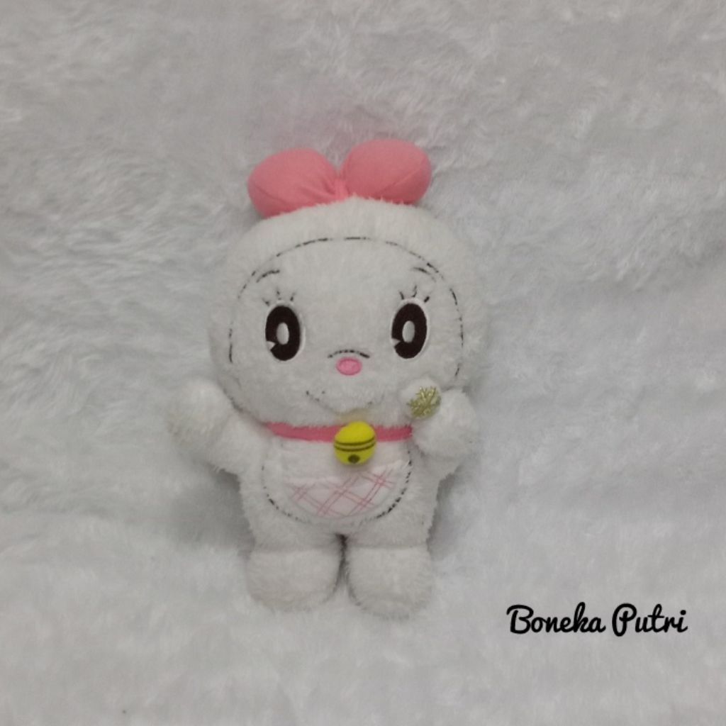 Boneka Dorami Albino