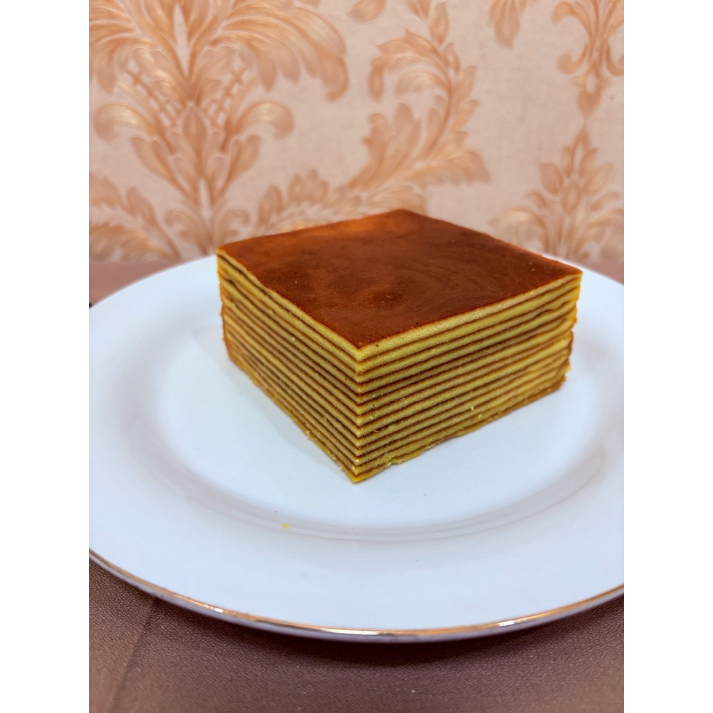 

Lapis Legit Original Premium ukuran 10x10 cm