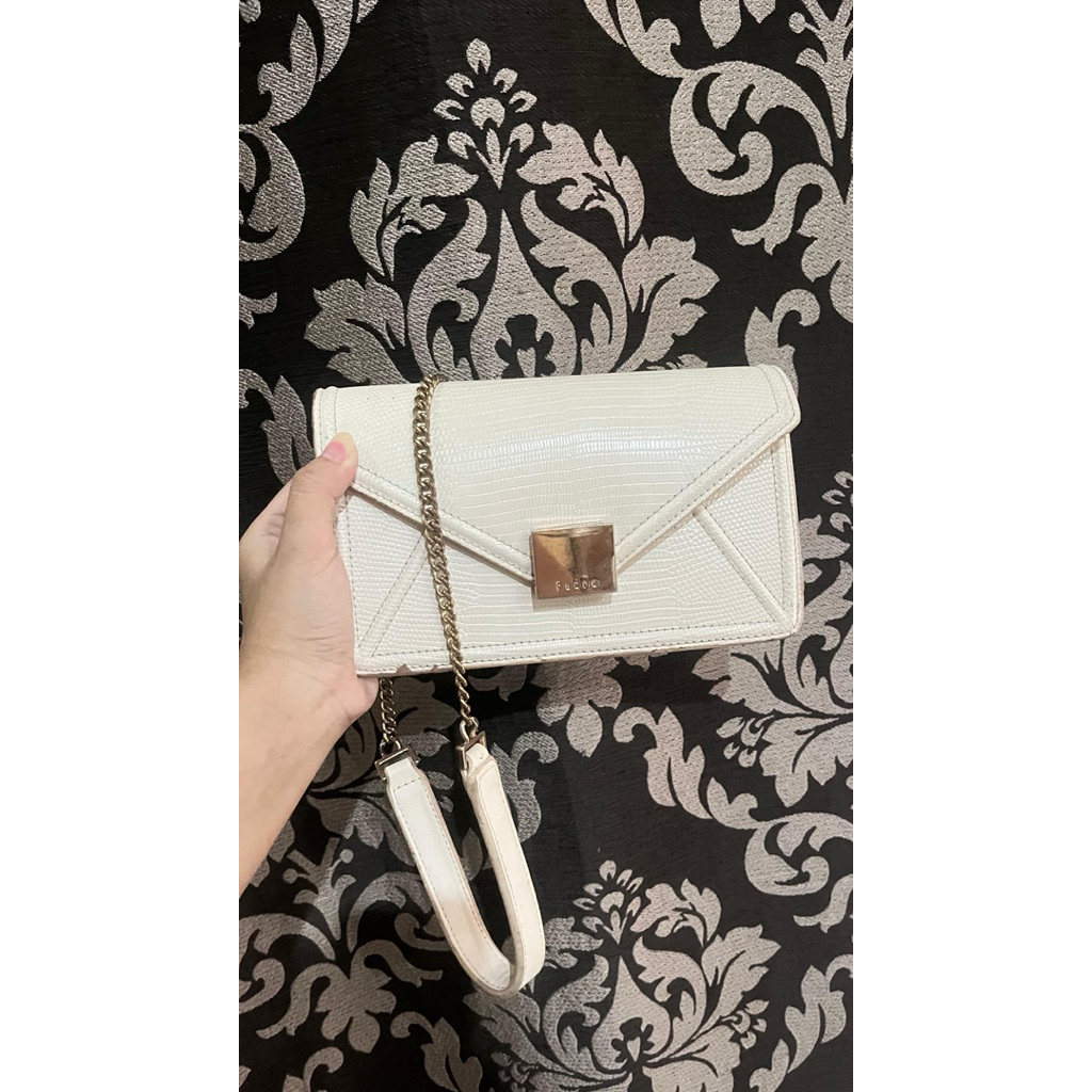 PRELOVED - Tas wanita Pedro Cleo second original white - Tas wanita