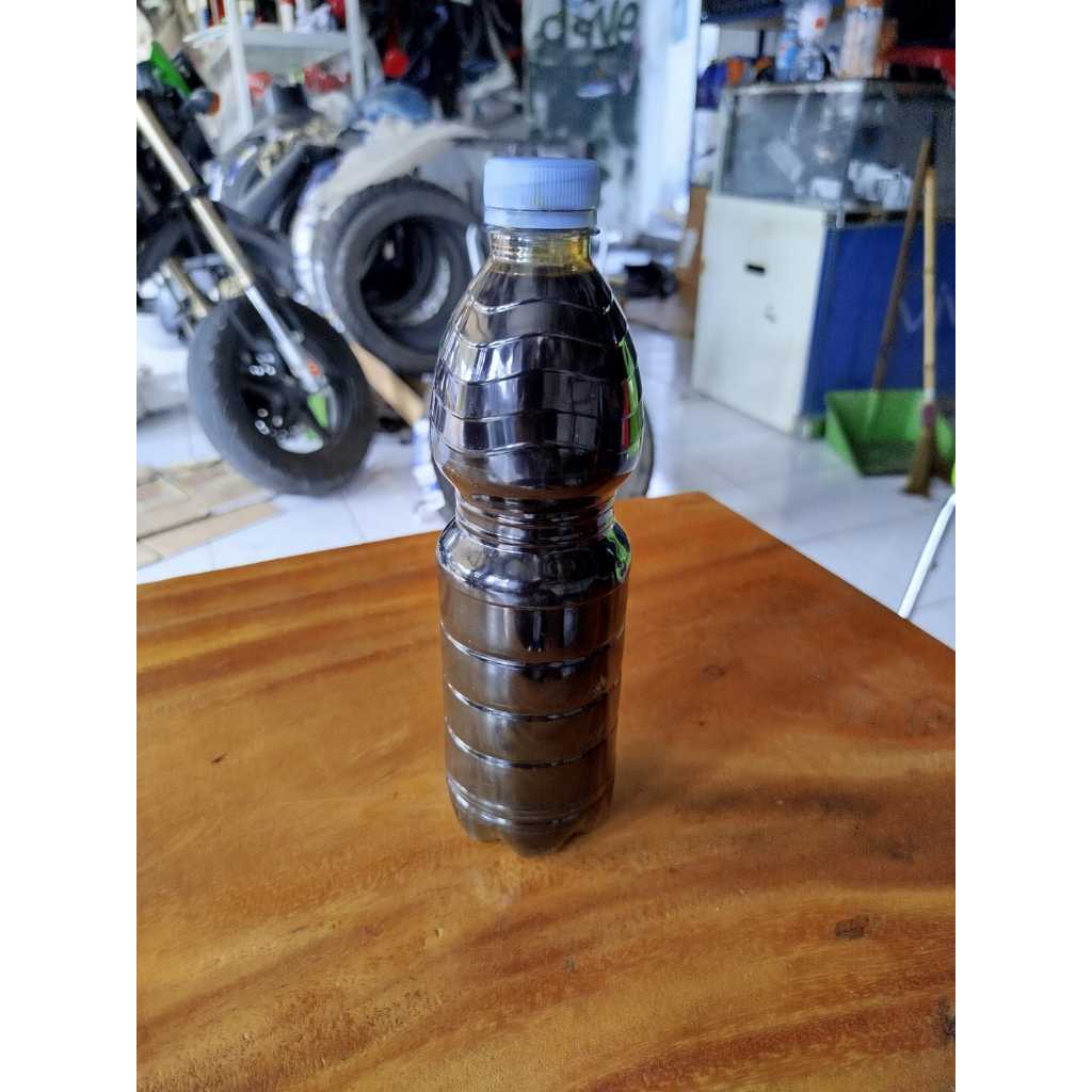 OLI BEKAS MOTOR 600ML UNTUK PELUMASAN RANTAI PENGHILANG KARAT BESI PENGAWET KAYU AGAR TIDAK CEPAT KE