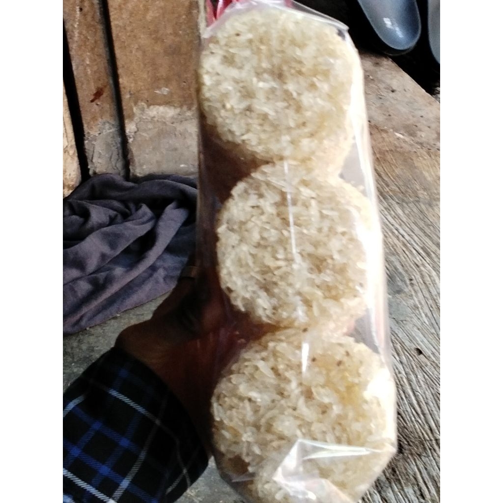 

RENGGINANG ketan putih