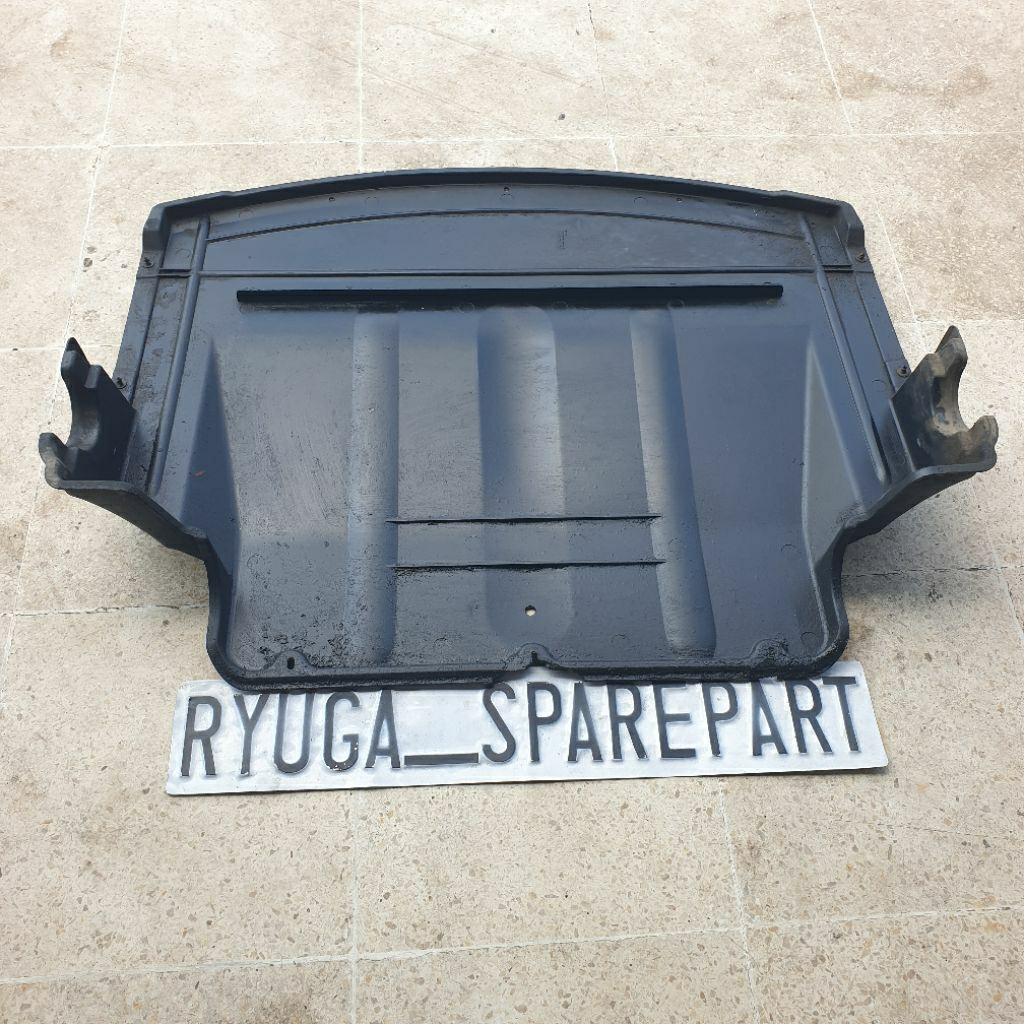 cover dek bawah engine original BMW E46 M43 N42 8268344