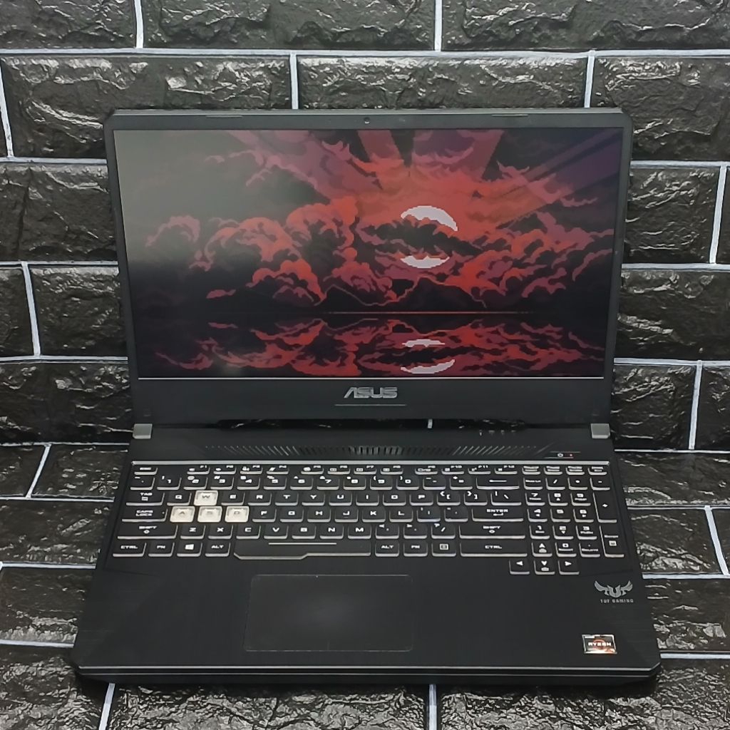 Laptop Asus Tuf Gaming FX505DY AMD Ryzen 5 3550H 8/256GB Radeon RX 560X