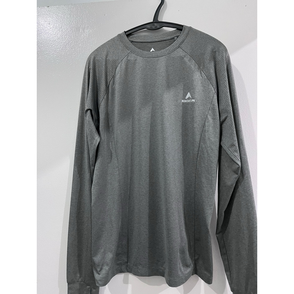 (preloved) base layer eiger