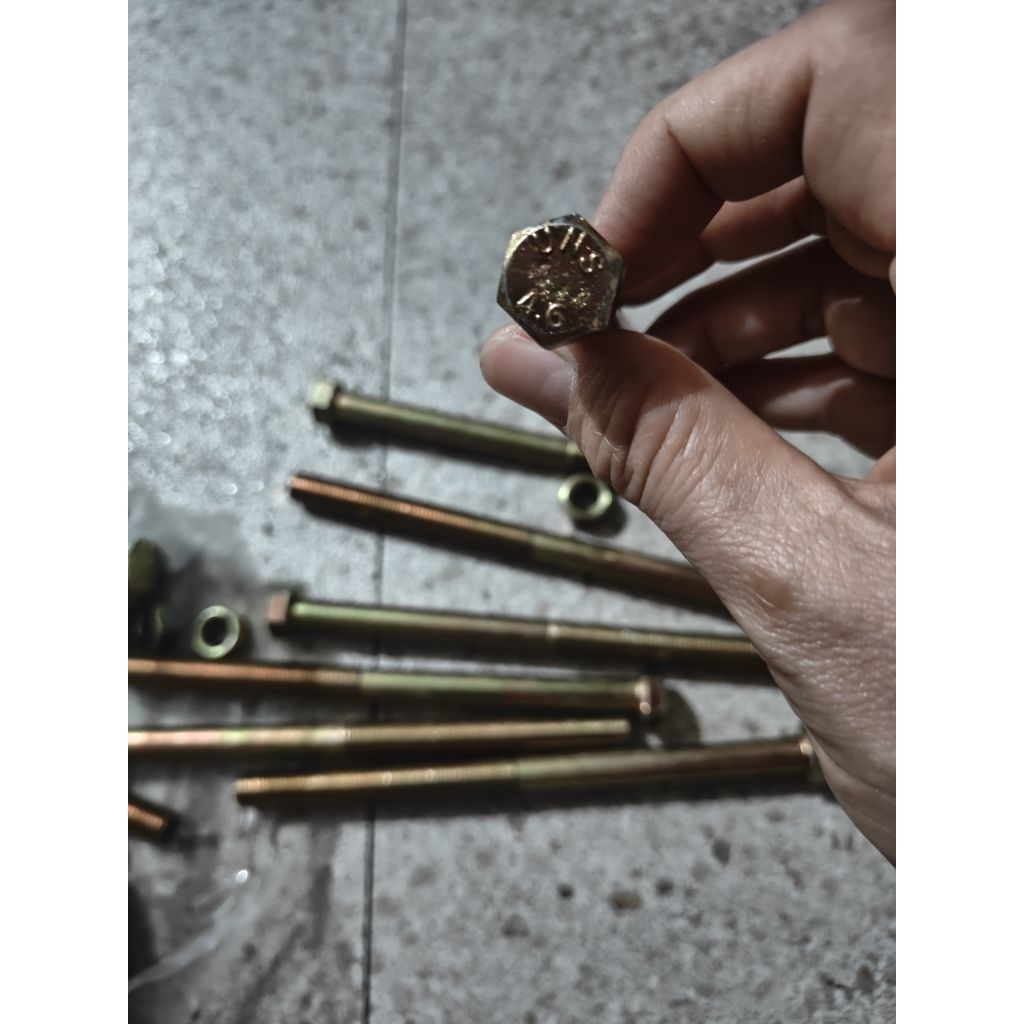 baut mur drat halus m10 x 150mm 1.25 kunci 14 baut + mur  kuning m10 x 150 drat halus / baut mur m10