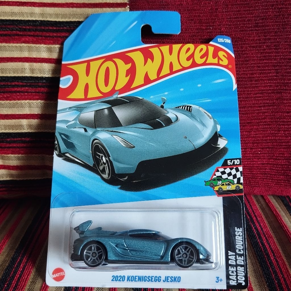 Hot Wheels 2020 Koenigsegg Jesko ( Race Day )