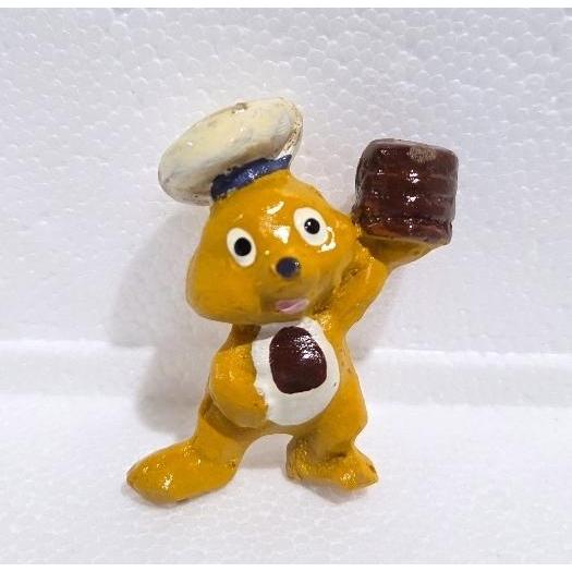 topper lebah bee madu jollibee tawon winnie the pooh honey karakter action figure walt disney pixar 