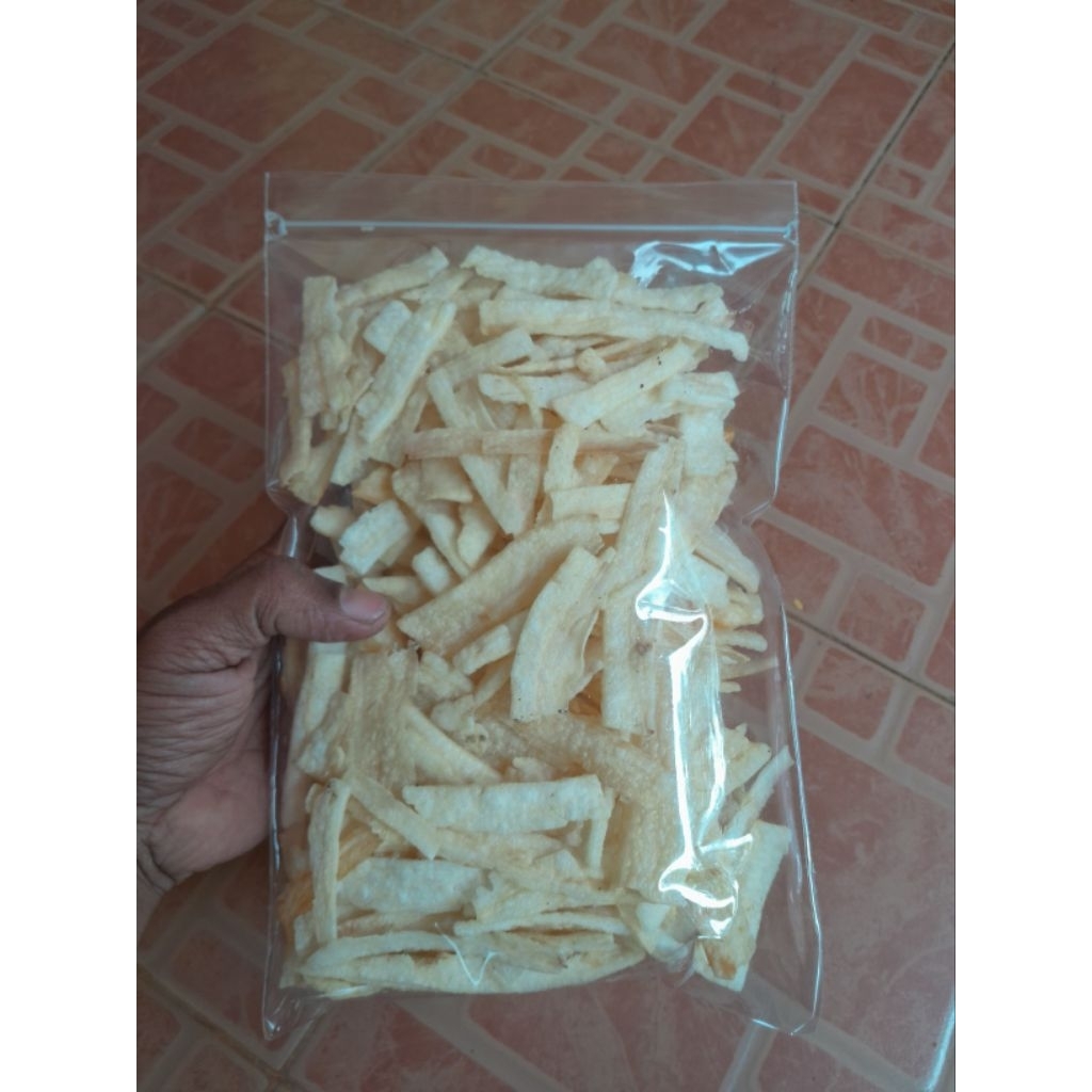 

MANGGLENG SINGKONG SIAP MAKAN RASA ASIN DAN PEDAS 200 GR