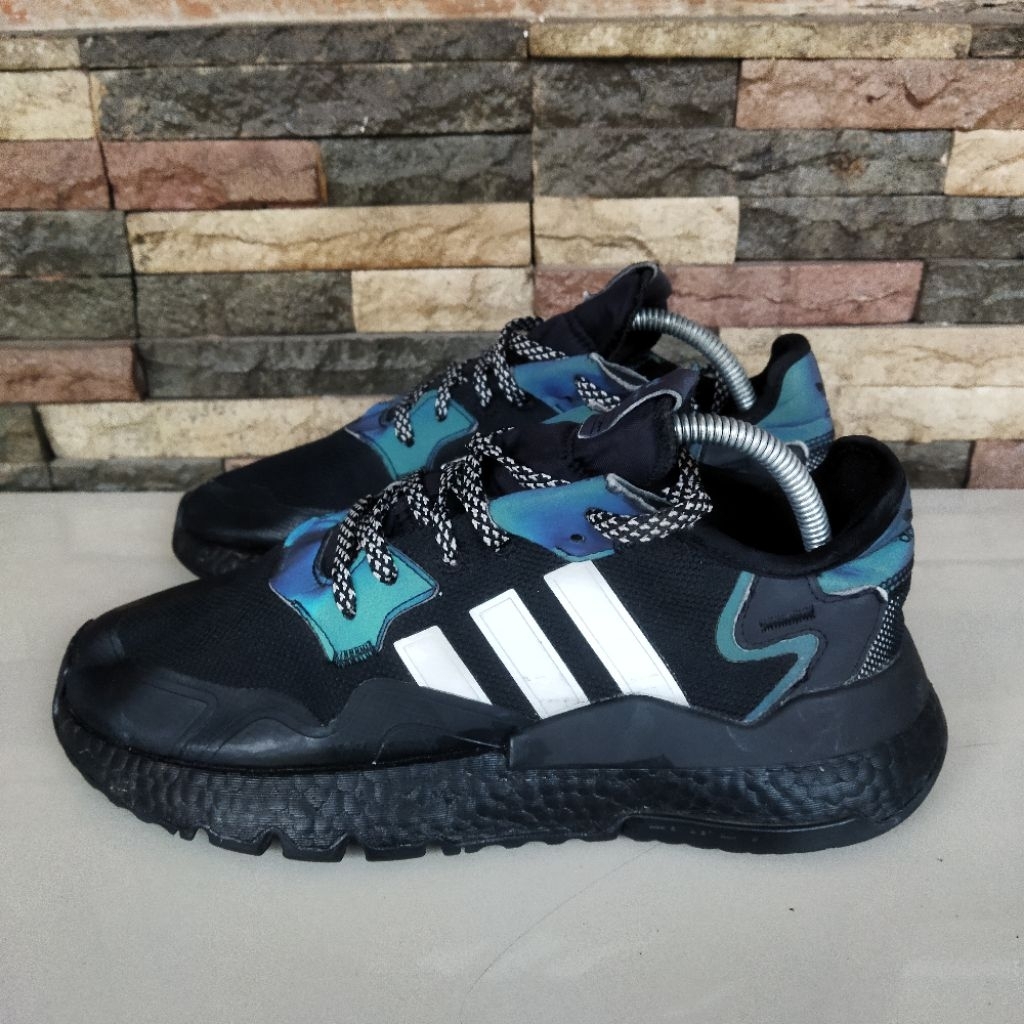 Sepatu Adidas Nite jogger Size 42 insole 265 SECOND