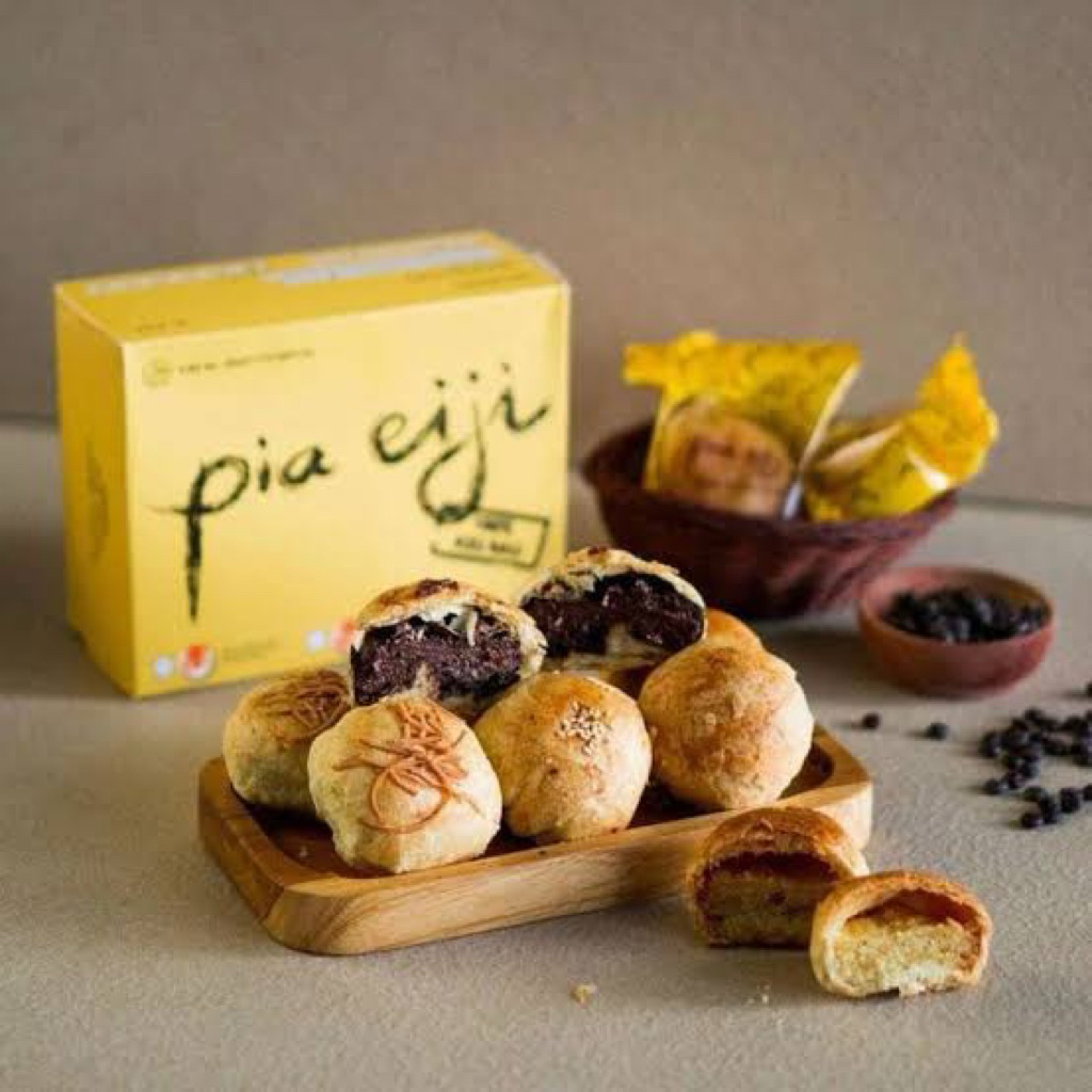 

oleh-oleh bali / pia eiji bali