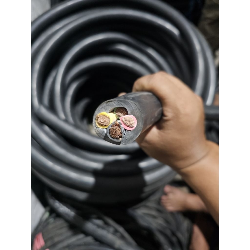 Kabel 4x35MM NYYHY [Serabut] SNI