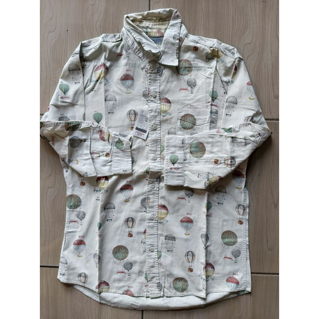 Kemeja Motif Merek Attention Bahan Katun Oxford Warna Abu Cerah Lengan 7/8 Size M