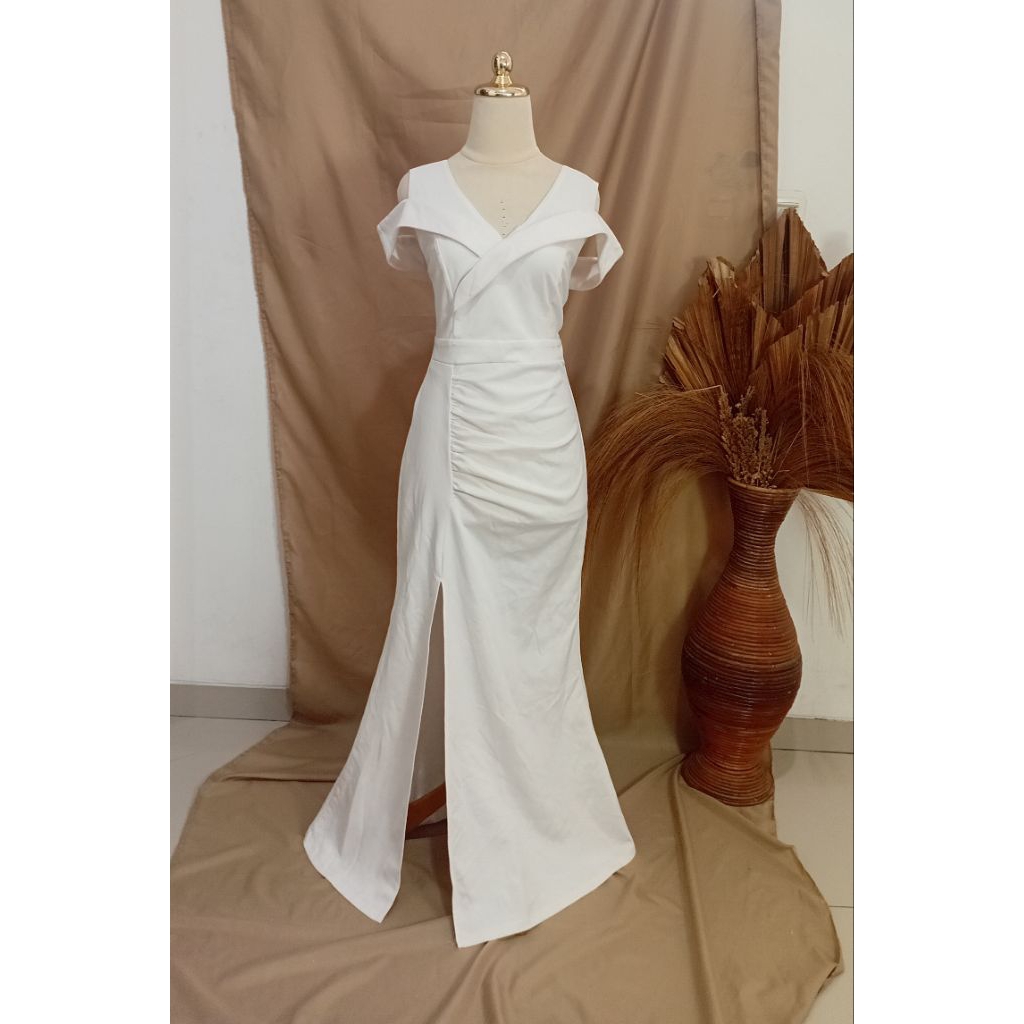 sewa gaun mermaid-sewa gaun pengantin mermaid