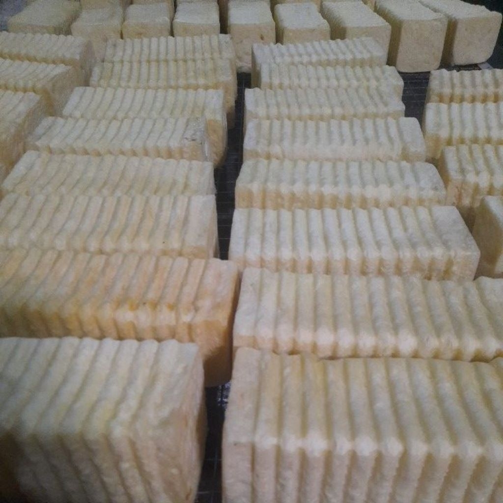 

roti tawar bandung,roti bakar, roti kadet