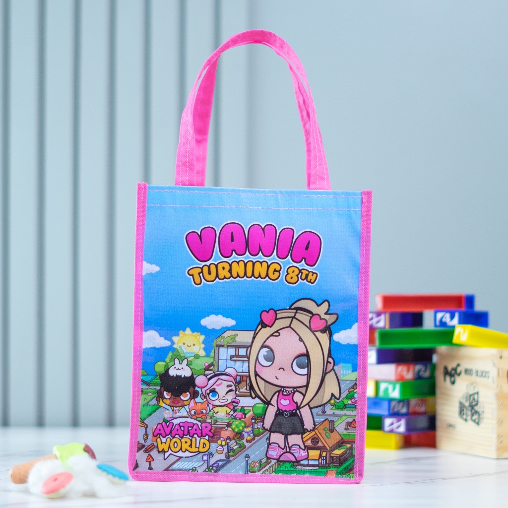 

Tas Ulang Tahun Anak TERLARIS Bisa Pakai Nama Dan Foto Anak Proses Cepat Boleh Minimal 15 pcs