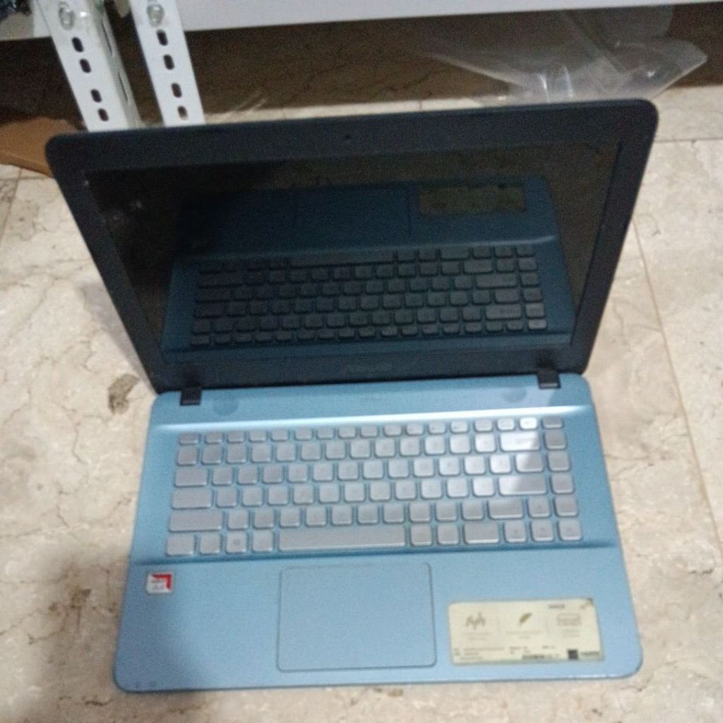 LAPTOP ASUS X441B AMD A4 9125 AMD A9 9425 X441U CORE I3 7020 RAM 4 GB HDD 1TB