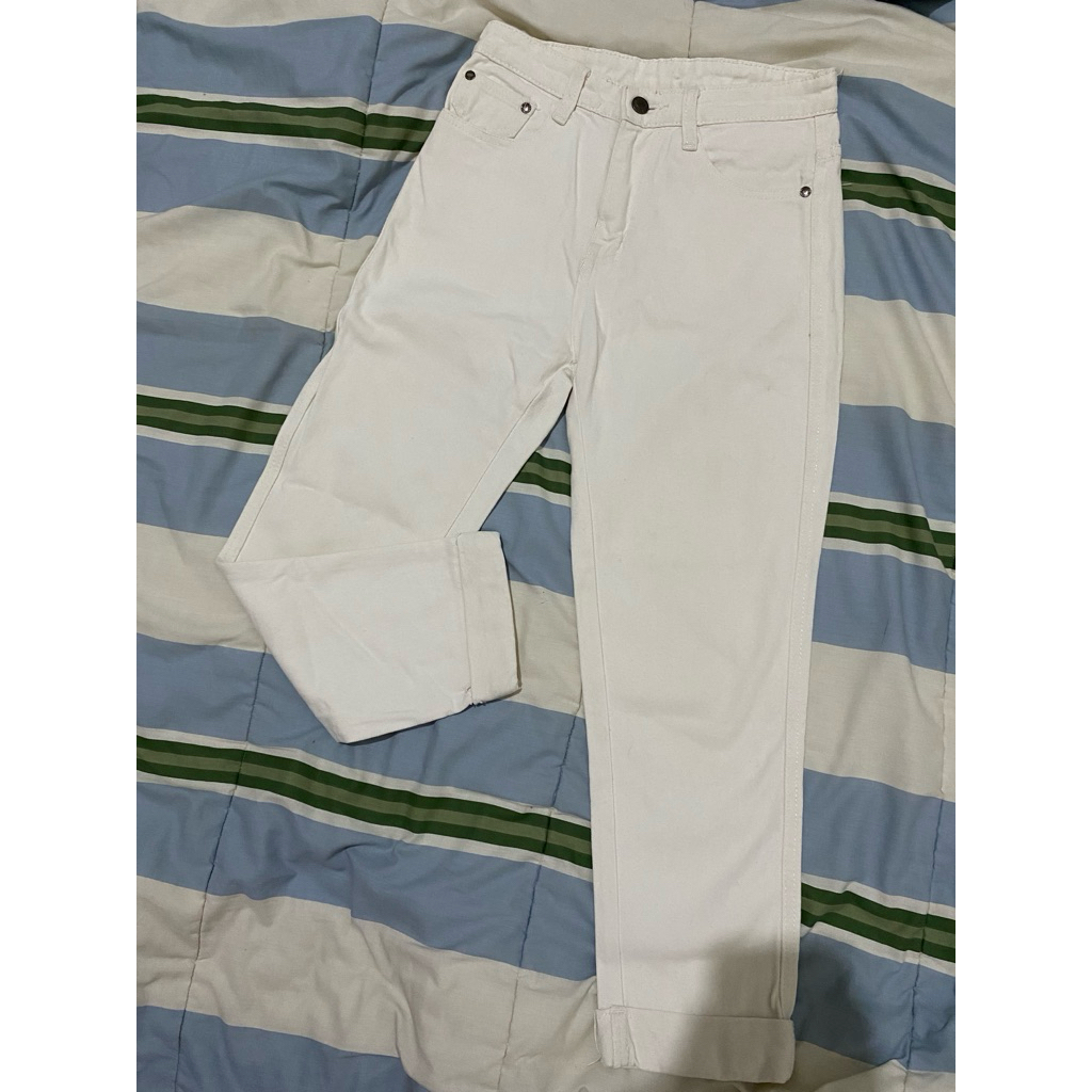 Jiniso jeans