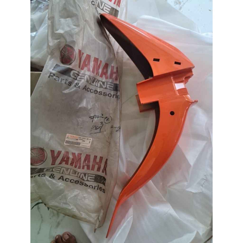 slebor/sepakbor depan f1zr orend original yamaha
