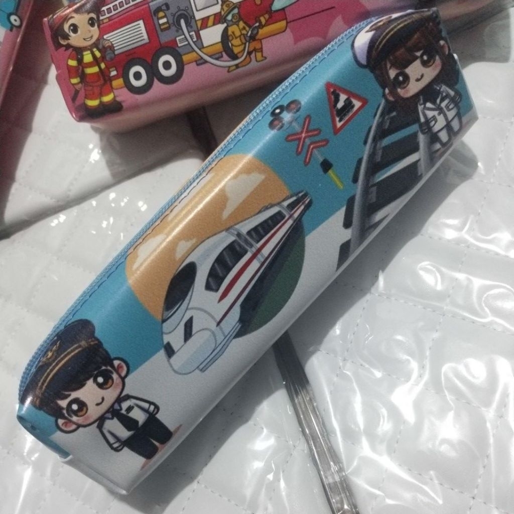 

TEPAK KELONTONG TEMPAT PENSIL (( PROFESI ))