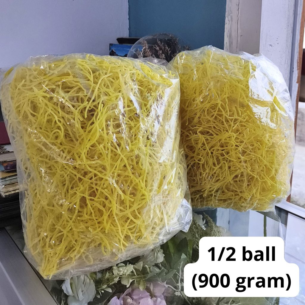 

MIE KONYOL MENTAH/ MIE AWUD/ KERUPUK MIE Setengah ball