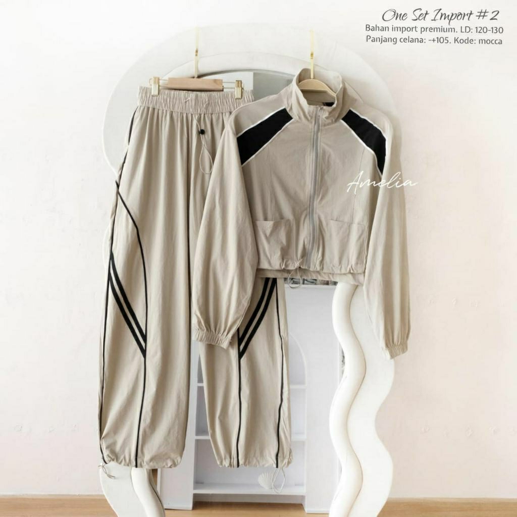 One set sport remaja setelan baju olahraga wanita jakett celana