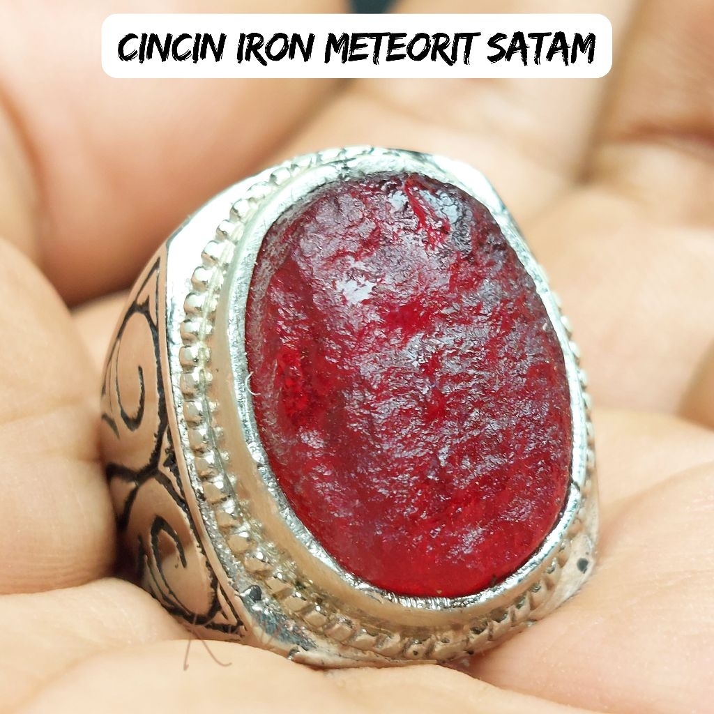 Cincin Batu Meteor Merah / Satam Iron Meteorit Merah Delima Siam Ring Alpaka Super Mewah Elegan