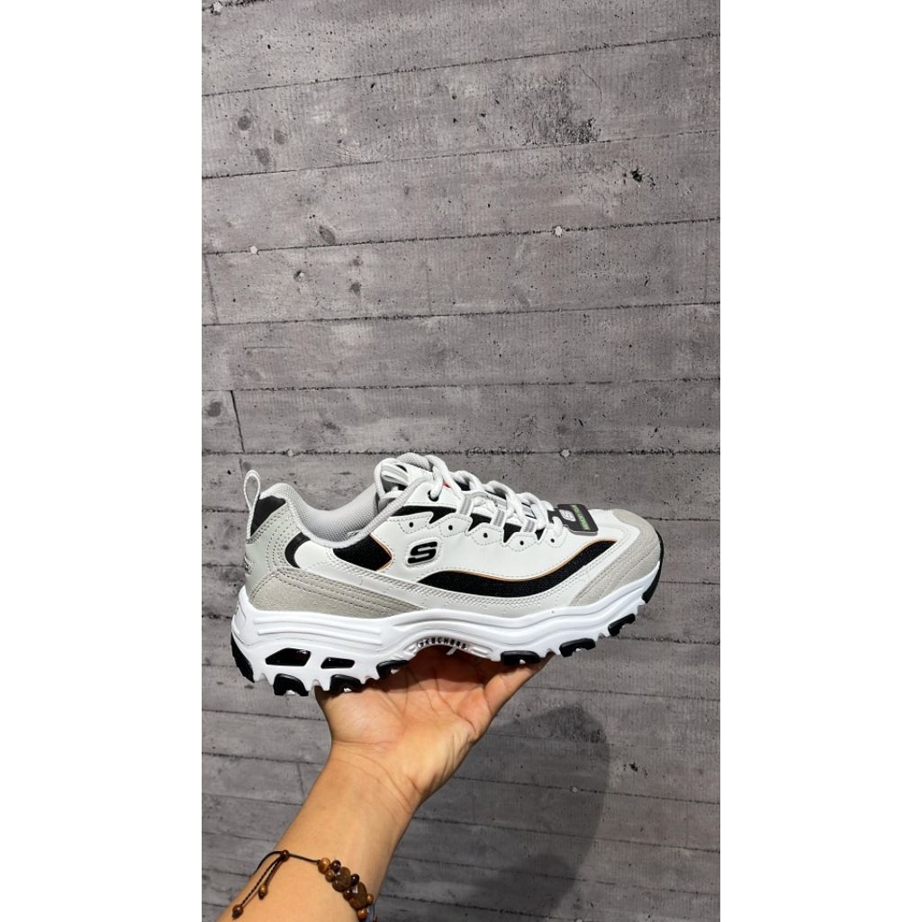 SEPATU SKECHERS D'LITES MEN'S TRAINING-SKE666114WLG