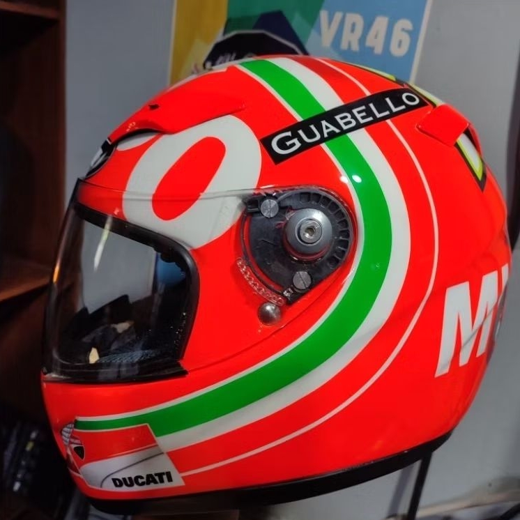 helm KYT c4 versi race mugello