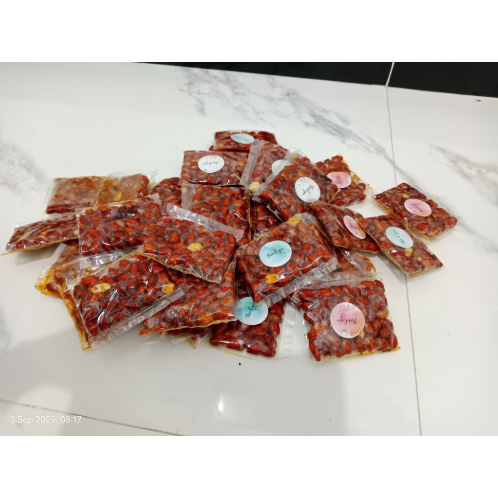 

Kacang Pedas Manis By Marashop