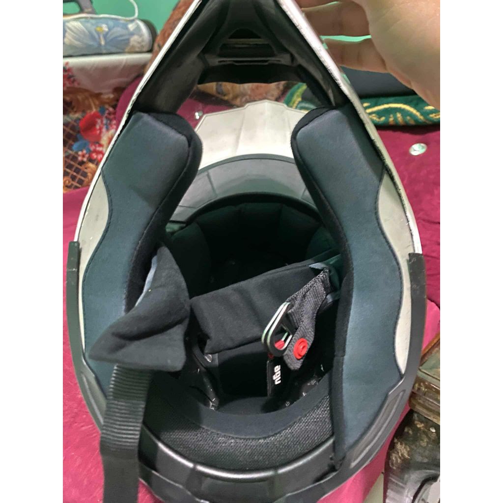 helm AGV AX8 dual evo