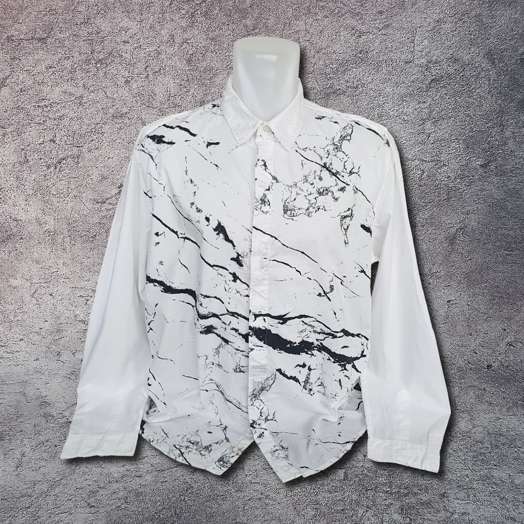 Baju Kemeja Panjang GUESS - Size 3XL / Lebar Dada 61 cm - Original - Second