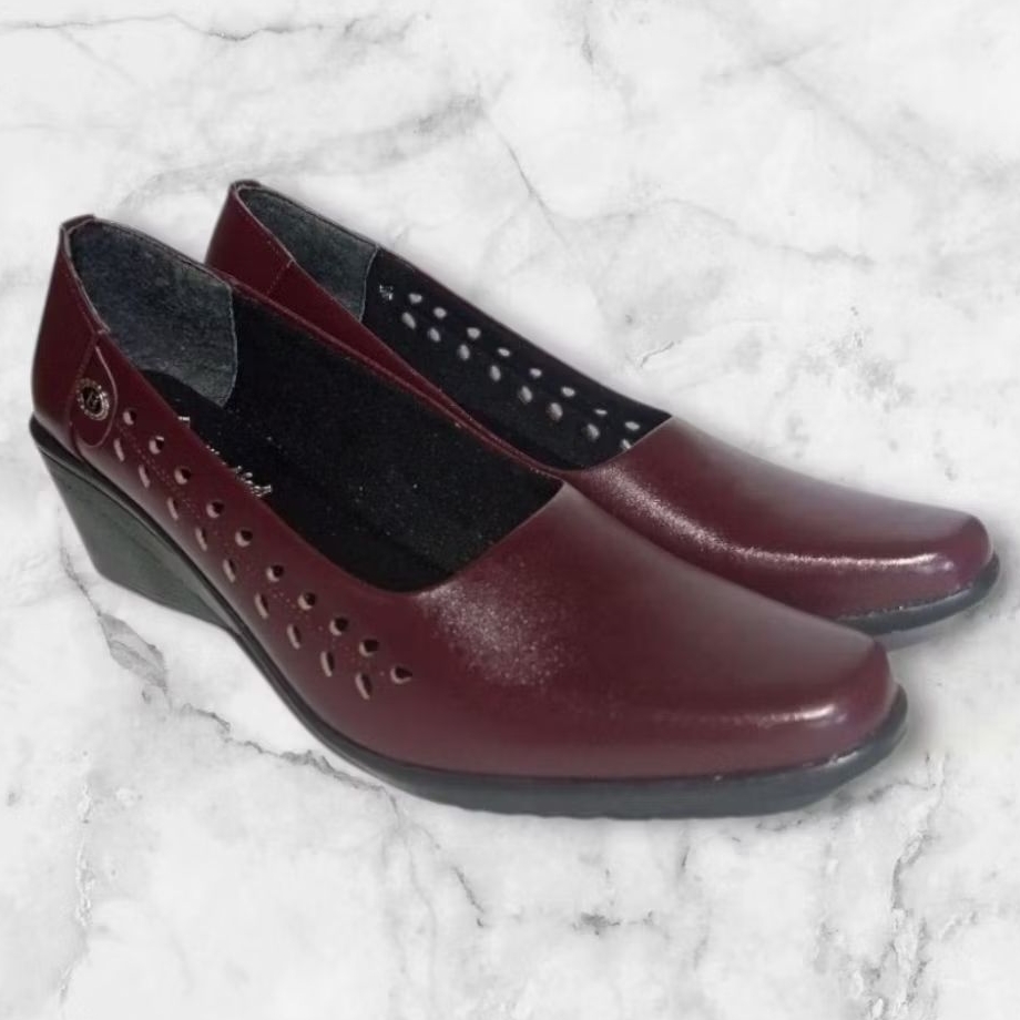 sepatu pantofel wanita kulit sapi asli hak 5 cm