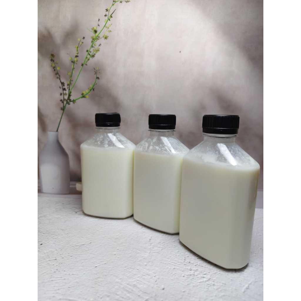 

SUSU KAMBING MURNI 250ML/SUSU KAMBING ETAWA/SUSU KAMBING SEGAR/SUSU KESEHAΤΑΝ