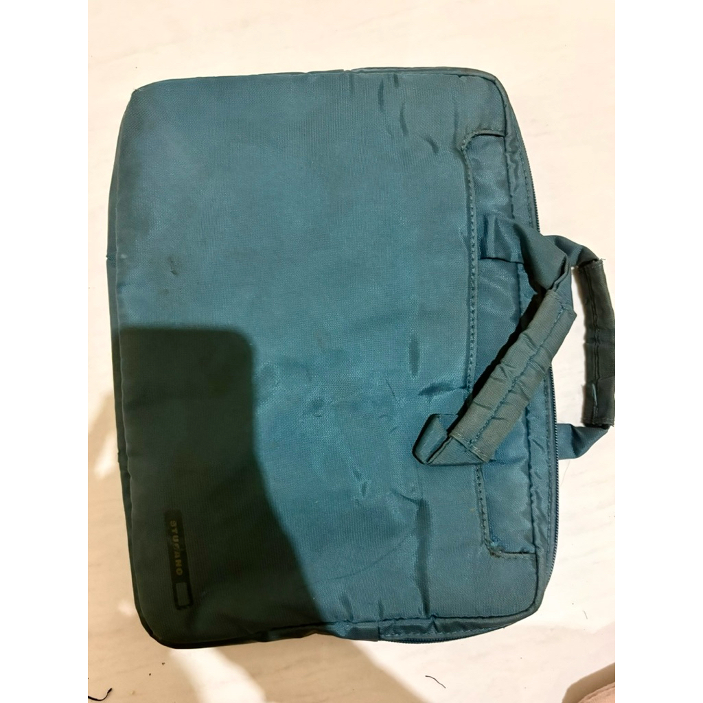 Tas Laptop Tucano