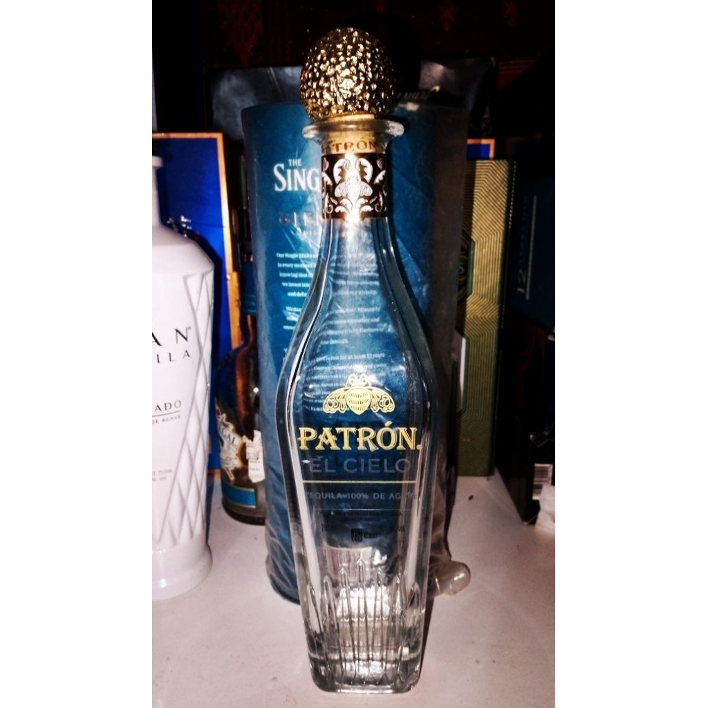 botol bekas minuman patron untuk hiasan