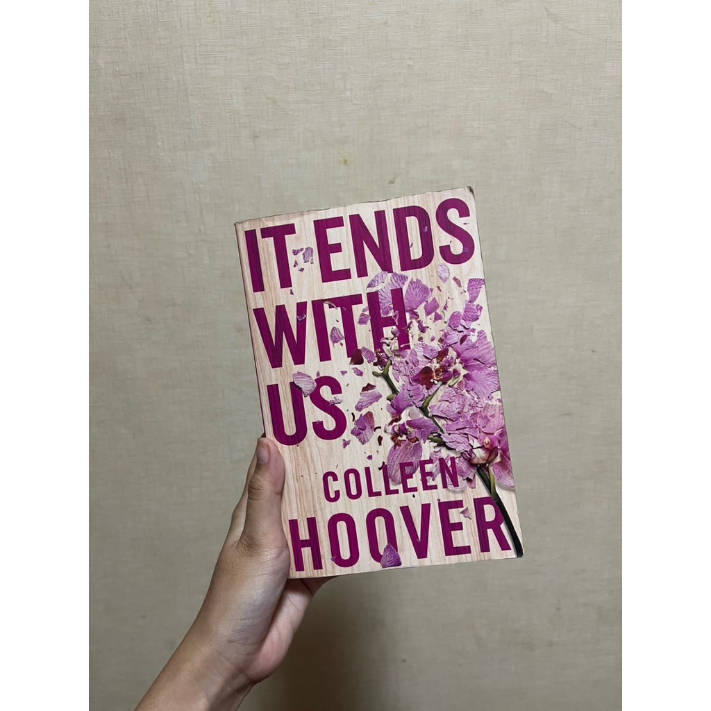 Preloved Novel It Ends With Us - Coileen Hoover