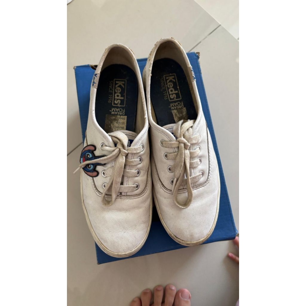 PL Sepatu Keds Wanita