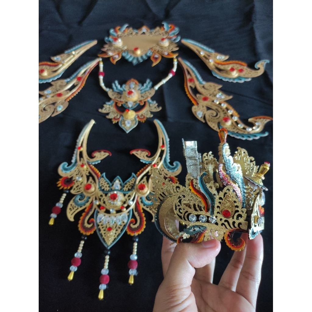 PROMO STOK TERBATAS PAYASAN LAYANGAN KUWIR JANGGAN BUNTUT ANEKA SIZE PUTIHANPAYASAN LAYANGAN KUWIR J