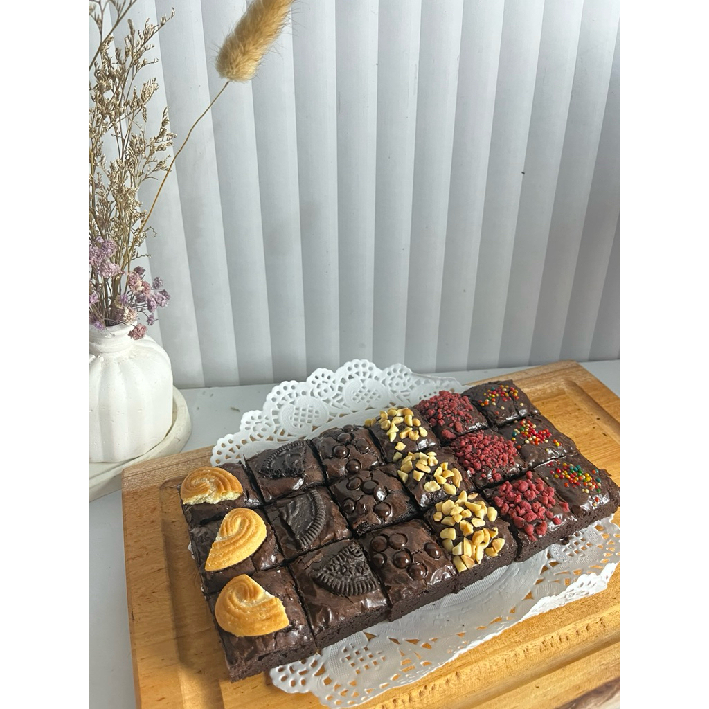 

Fudgy Brownies Sekat uk 20x10