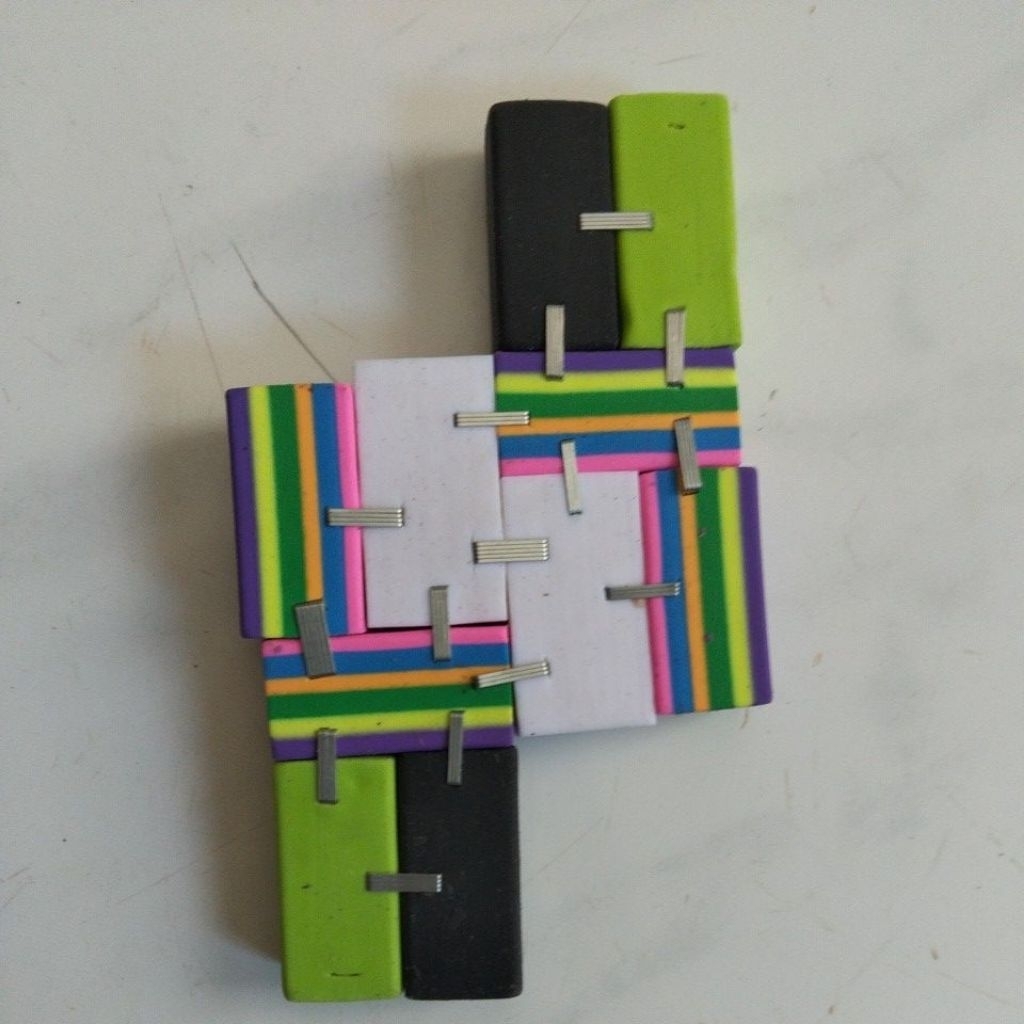 

SPINER PEMADAM VIRAL