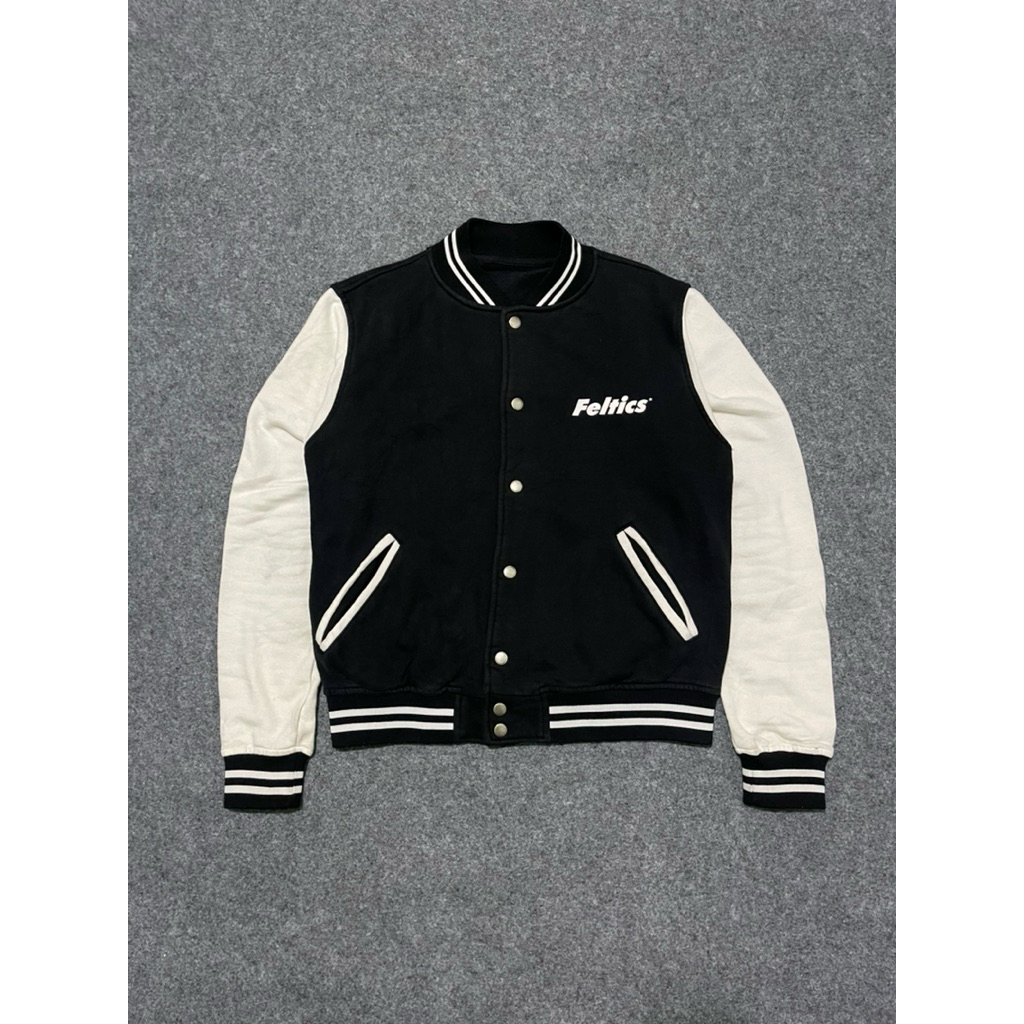 Jaket varsity Feltics backprint big logo