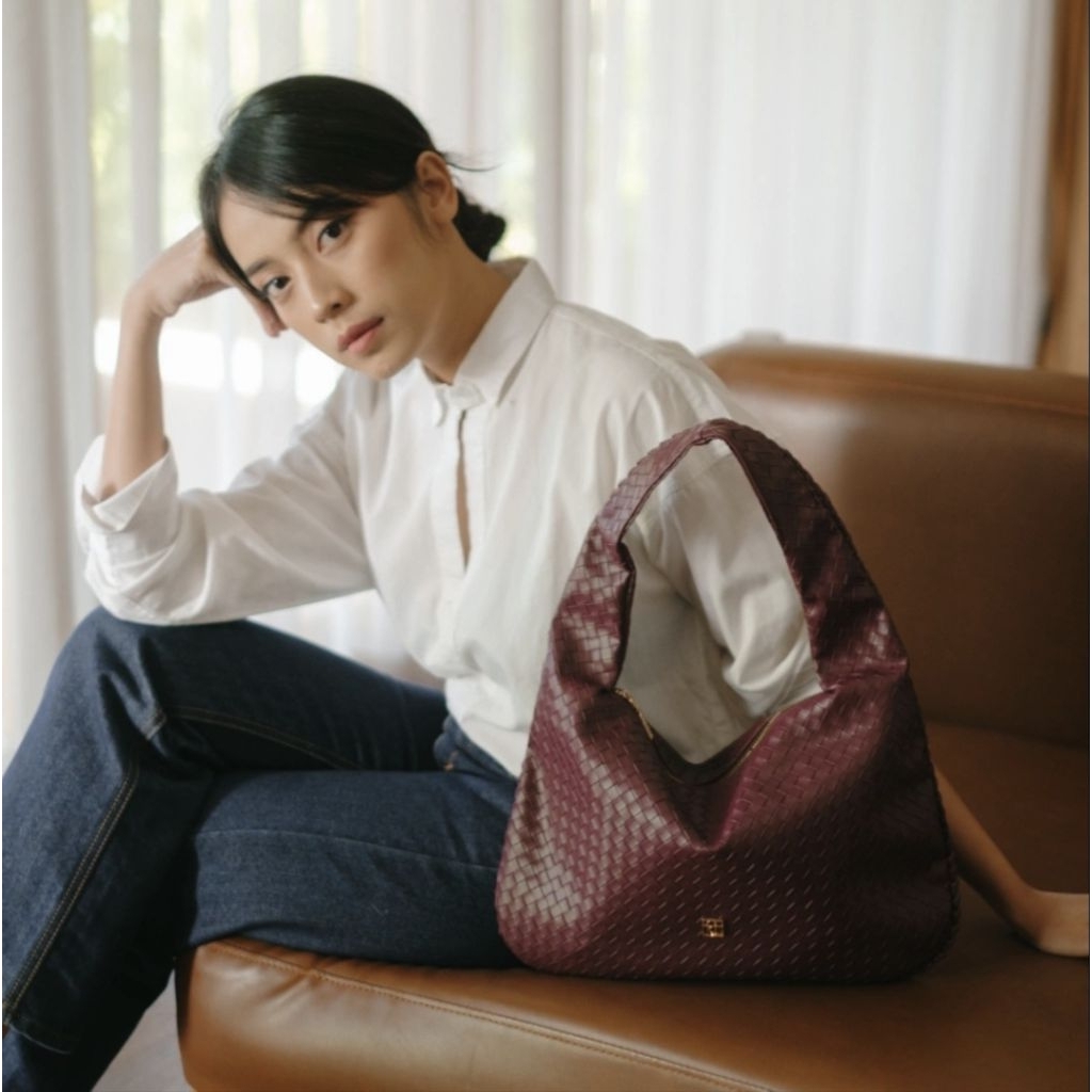 Shoulder bag tas wanita - baguette bag motif anyam - willow bag