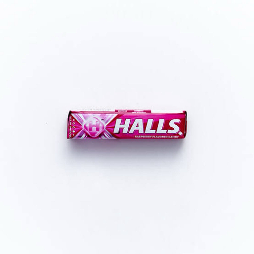 

Halls raspberry flavored candy cooling menthol permen halls