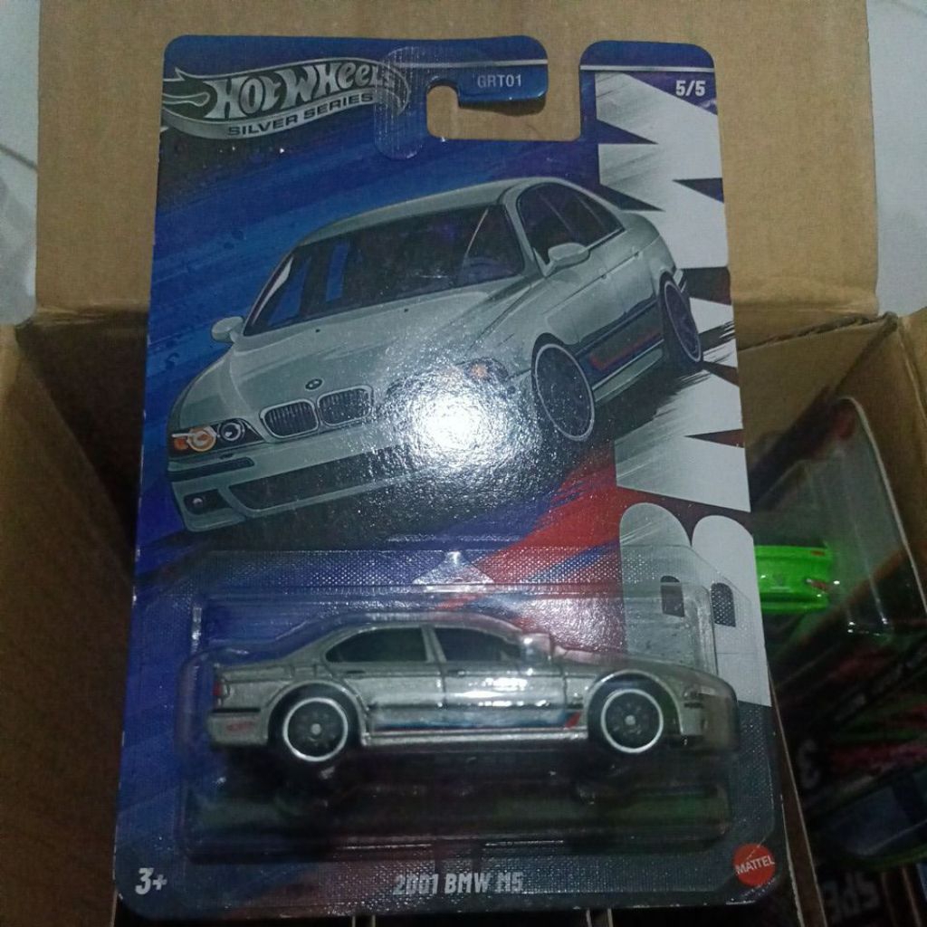 hot wheels BMW M5 2001 BMW series
