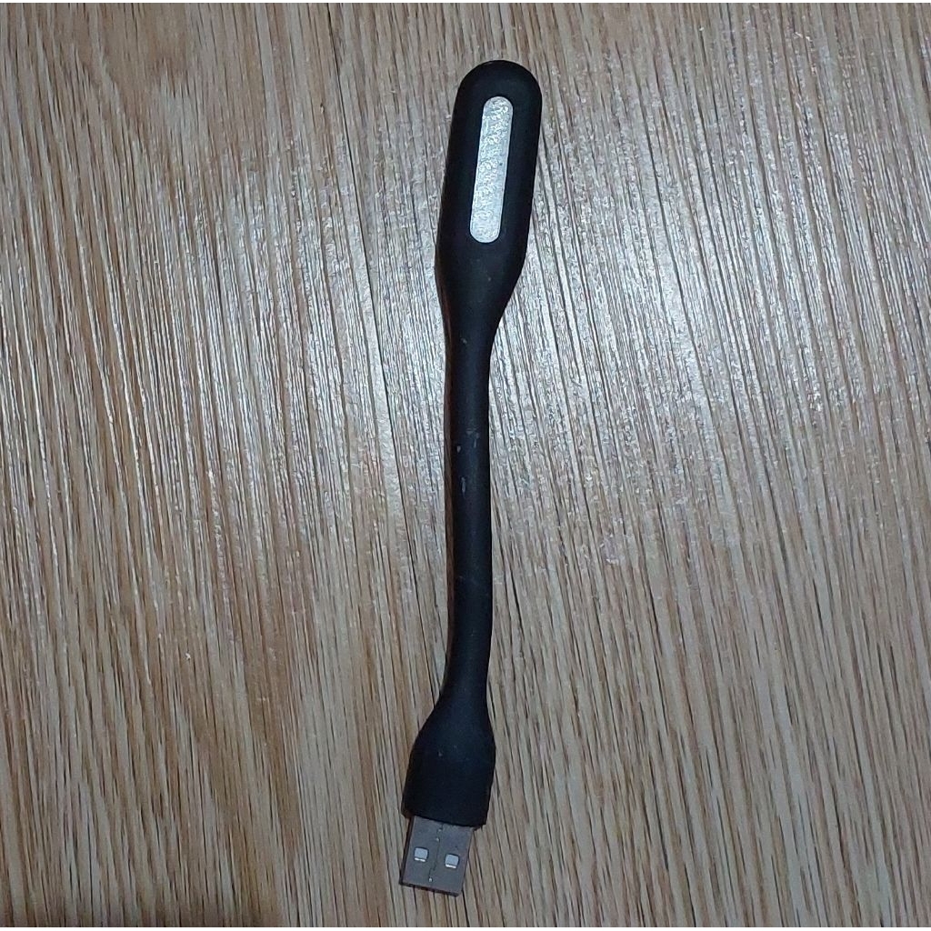 Lampu meja / lampu belajar portable