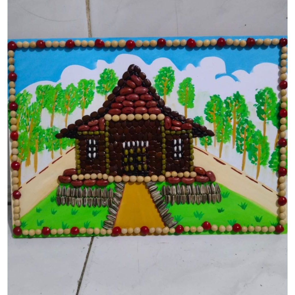 Kolase biji bijian rumah adat tengger lukis