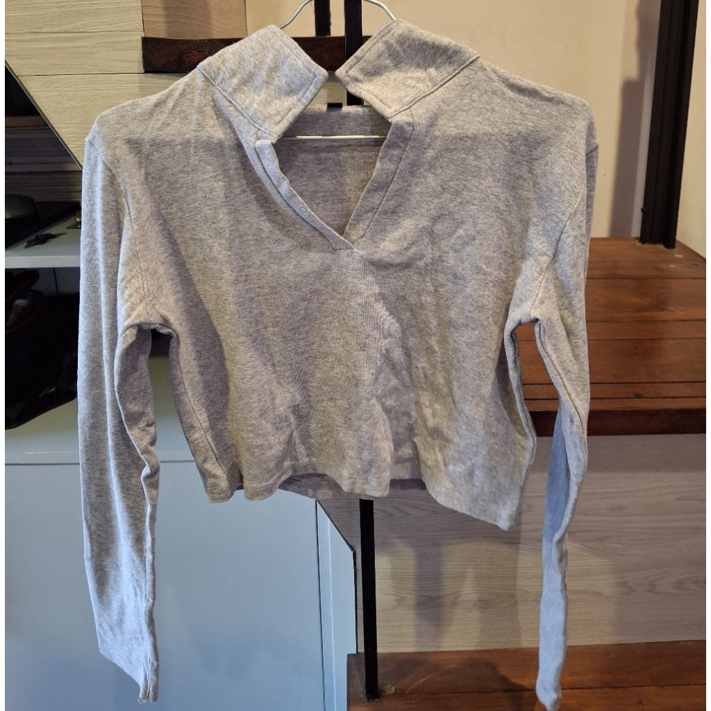 Crop Top Kerah Lengan Panjang