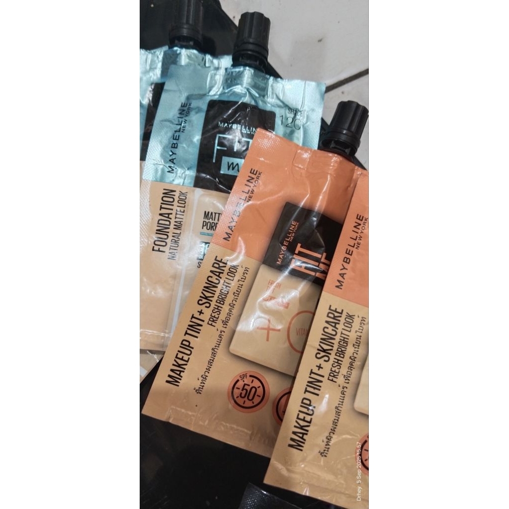 Ready kalimantan fit me foundation sachet 5ml