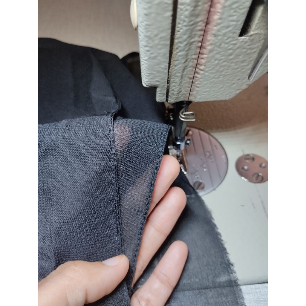 JASA JAHIT TEPI (segi empat)